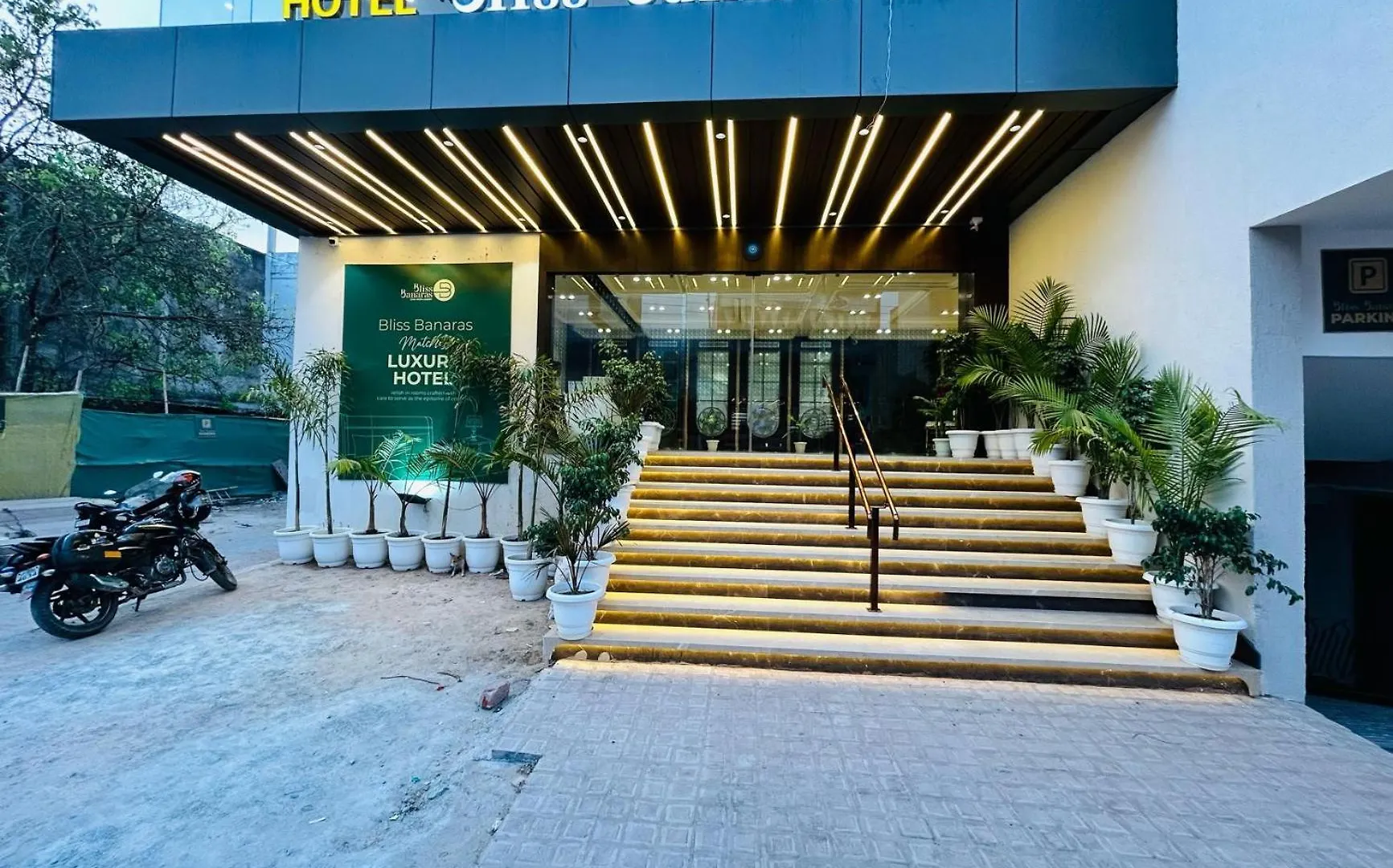 Hotel Bliss Banaras Varanasi 3*,