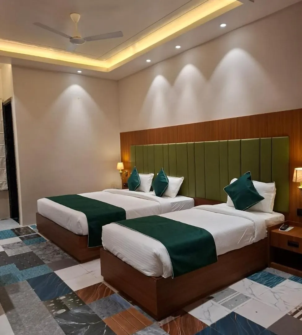 Hotel Bliss Banaras Varanasi 3*,  India