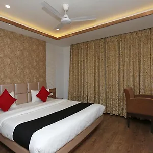 3* Hotel Yelchiko